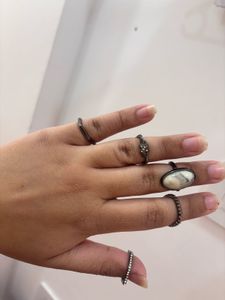 Set of 5 Unique Rings
