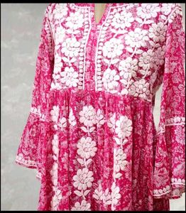pure handwork chikenkari kurti