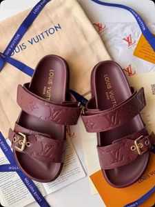 LOUIS VUITTON BOM DIA FLAT