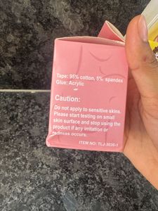 Boob Tape &amp; Eyebrow Razors Set