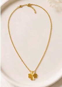 Gold Clover Necklace