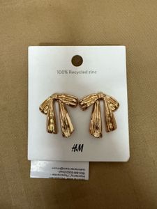 H&M Gold Bow Drop Earrings