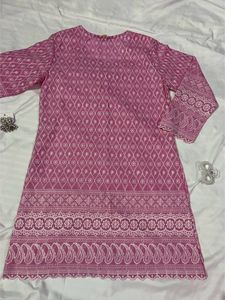 Embroidered Chikankari Kurti💖