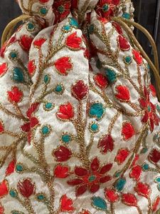 Designer Embroidered Potli Bag – Ivory Multicolour