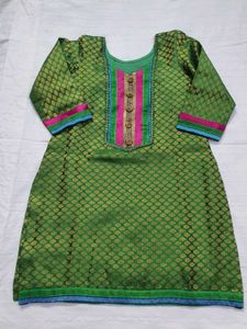 Vibrant Green Ethnic brocade kurta