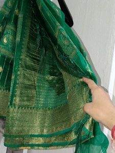 Elegant Green &amp; Gold Banarasi Silk Saree