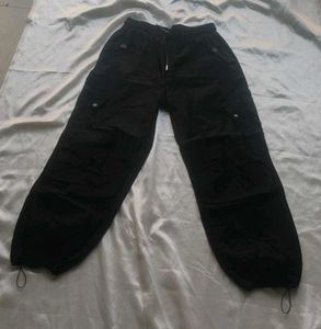 Black Cargo Pants - Stylish & Comfortable