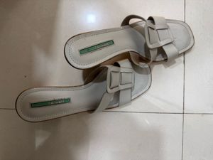 Stylish grey Block Heels