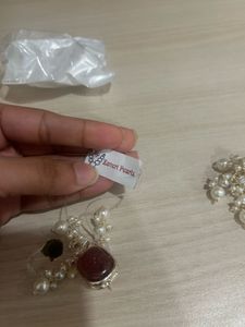 Elegant Red Stone &amp; Pearl Earrings