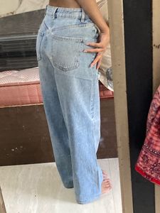 SALEE ‼️‼️ZARA Essentials Denim Jeans