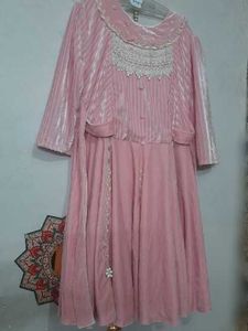 Elegant Pink Ethnic Gown