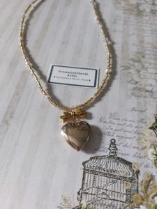 Vintage Swan Heart Locket Necklace