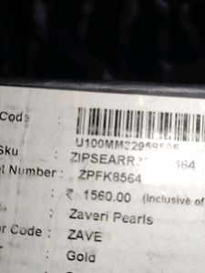 2 Pairs Of Earings