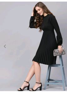 SASSAFRAS Black Accordion Pleats Empire Dress