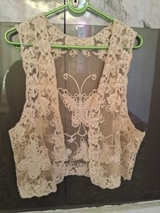 Elegant Lace Butterfly Crop Top