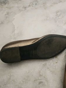 Chic Pointed Toe Flats