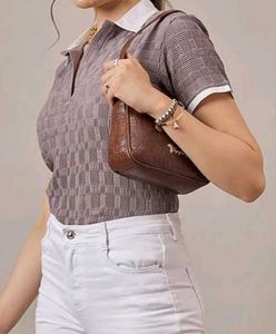 Textured Collared Short Sleeve Top
