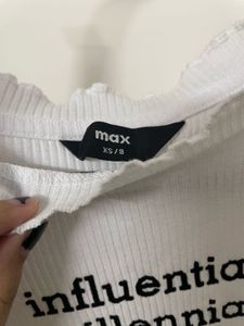 Influential Millennial Ribbed Top
