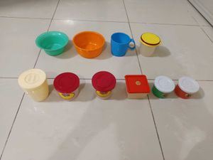Set of Plastic Containers & Bowls