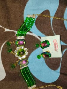 Stunning Green Beaded Jewellery Set