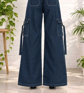 Women's Wide-Leg Cargo Jeans