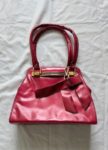 Chic Red Patent Leather Bow Handbag