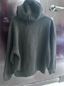 H&amp;M Original Black Zip Hoodie - Size L - 6 Times U