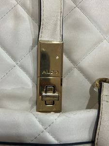 Quilted White Handbag with Gold Chain