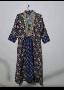 Klosia Blue Floral Print Kurta Set with dupatta