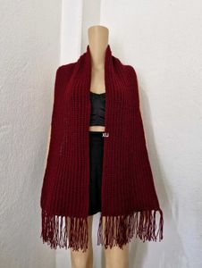 Crochet Mikasa's scarf / red scar