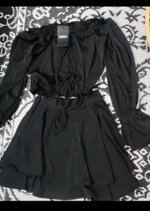 Chic Black Crop Top with Ruffle Detail