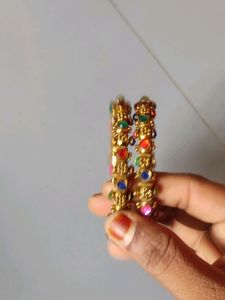 Fancy Kundan bangles
