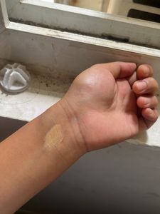 BRAND NEW CONCEALER Makeup
