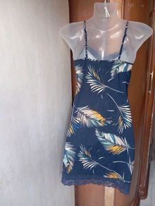Navy Blue Feather Print Nightdress