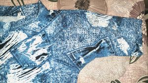 💙 Stylish Blue Stretchable Denim-Print Top