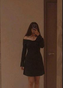 Chic Off-Shoulder Black Dress