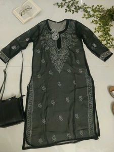 Elegant Black Chikankari Kurta✨🤍🖤