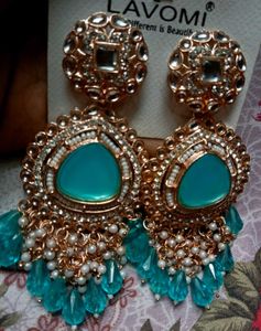 Stunning Teal &amp; Gold Earrings