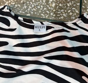 Zebra Print Tie-Up Long Sleeve Top