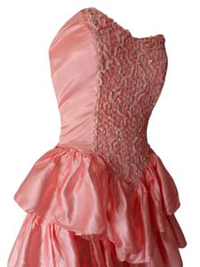 🌸 Elegant Strapless Ruffle Dress 🌸