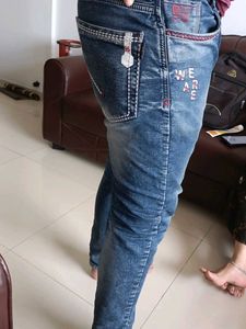 Stylish Blue Wash Slim Fit Jeans