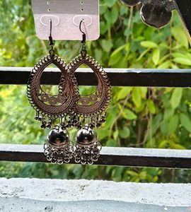 Silver Jhumka Earrings