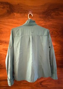 Solid Green Collared Button-Up Shirt