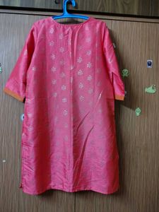 New Elegant Peach Kurta with Golden Motif