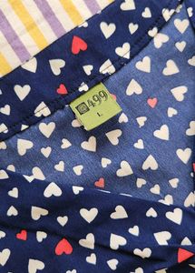 Heart printed Top - L Size