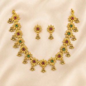 Traditional Floral Antique Gold Plated Necklace Se