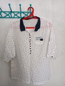 Cotton Tops Slightly Used Seeling Due To Size Issue