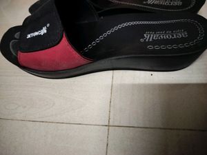 Sandles