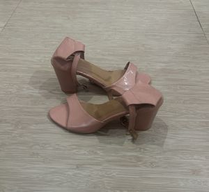 Chic Pink Block Heel Sandals