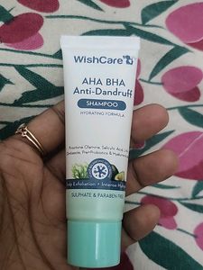 WishCare AHA BHA Anti-Dandruff Shampoo